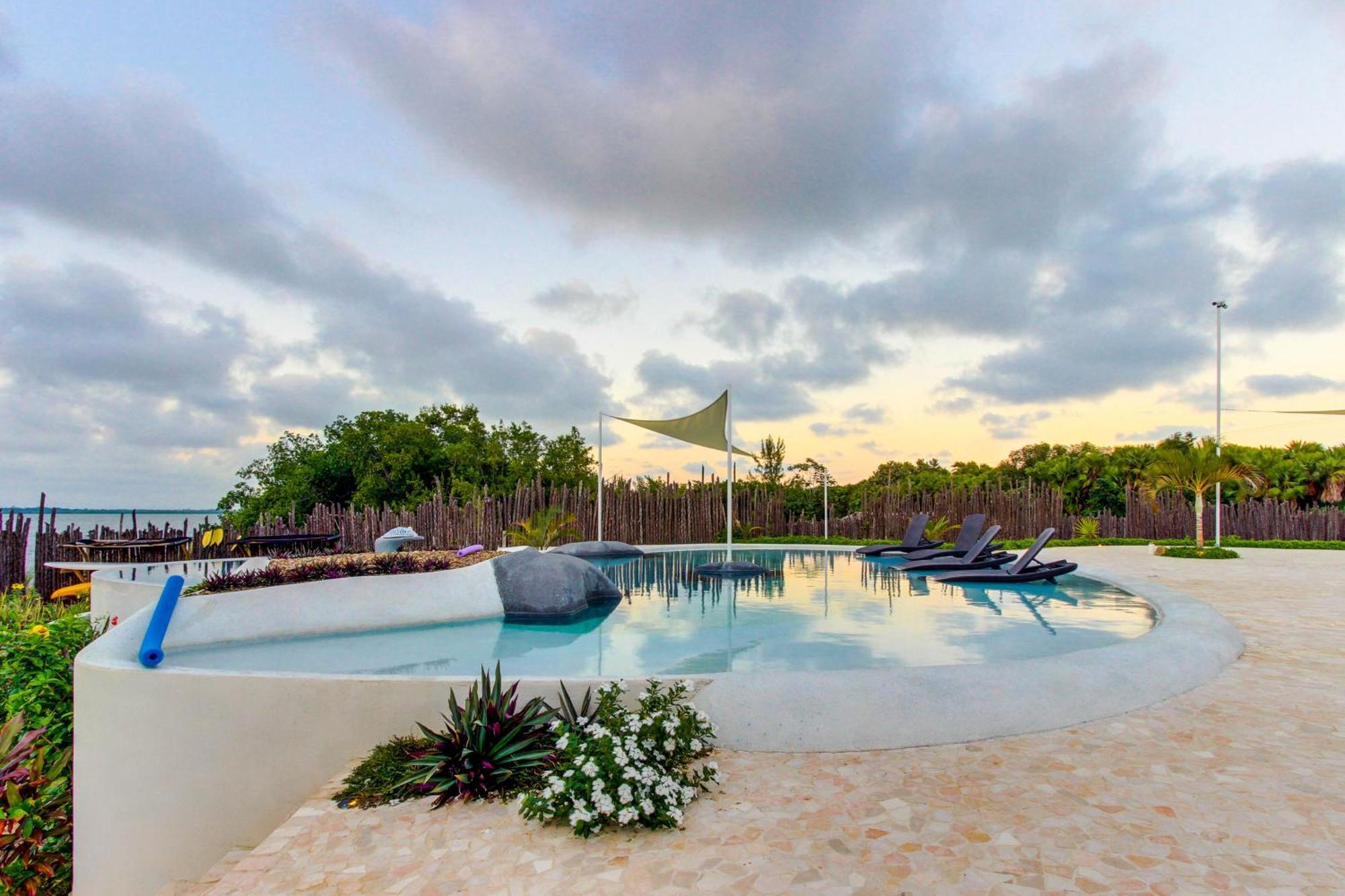 Swan Villas Майя-Бич Экстерьер фото